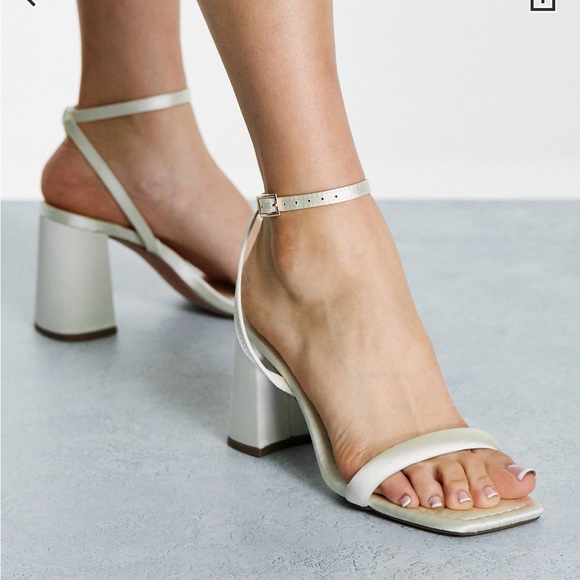 ASOS wide heel - Picture 2 of 6